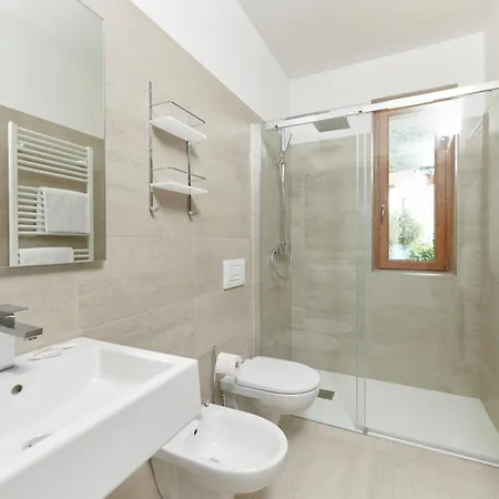 Casa Milani דירה מאלצ'סינה